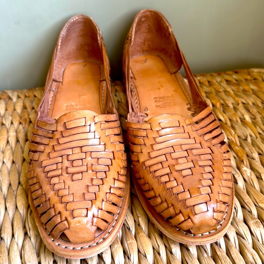 NWOT Handmade in Mexico Women’s Huarache, Tan Leather, Size 10